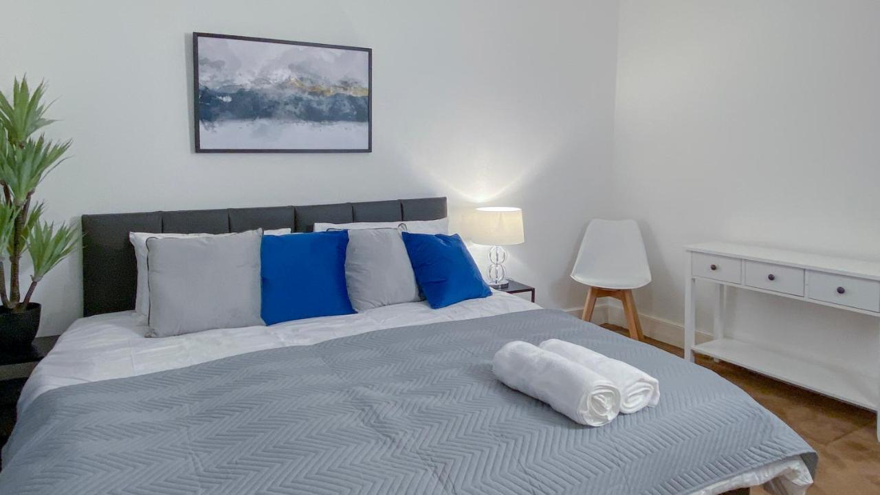 Privatunterkunft Maberic Housing Cranford